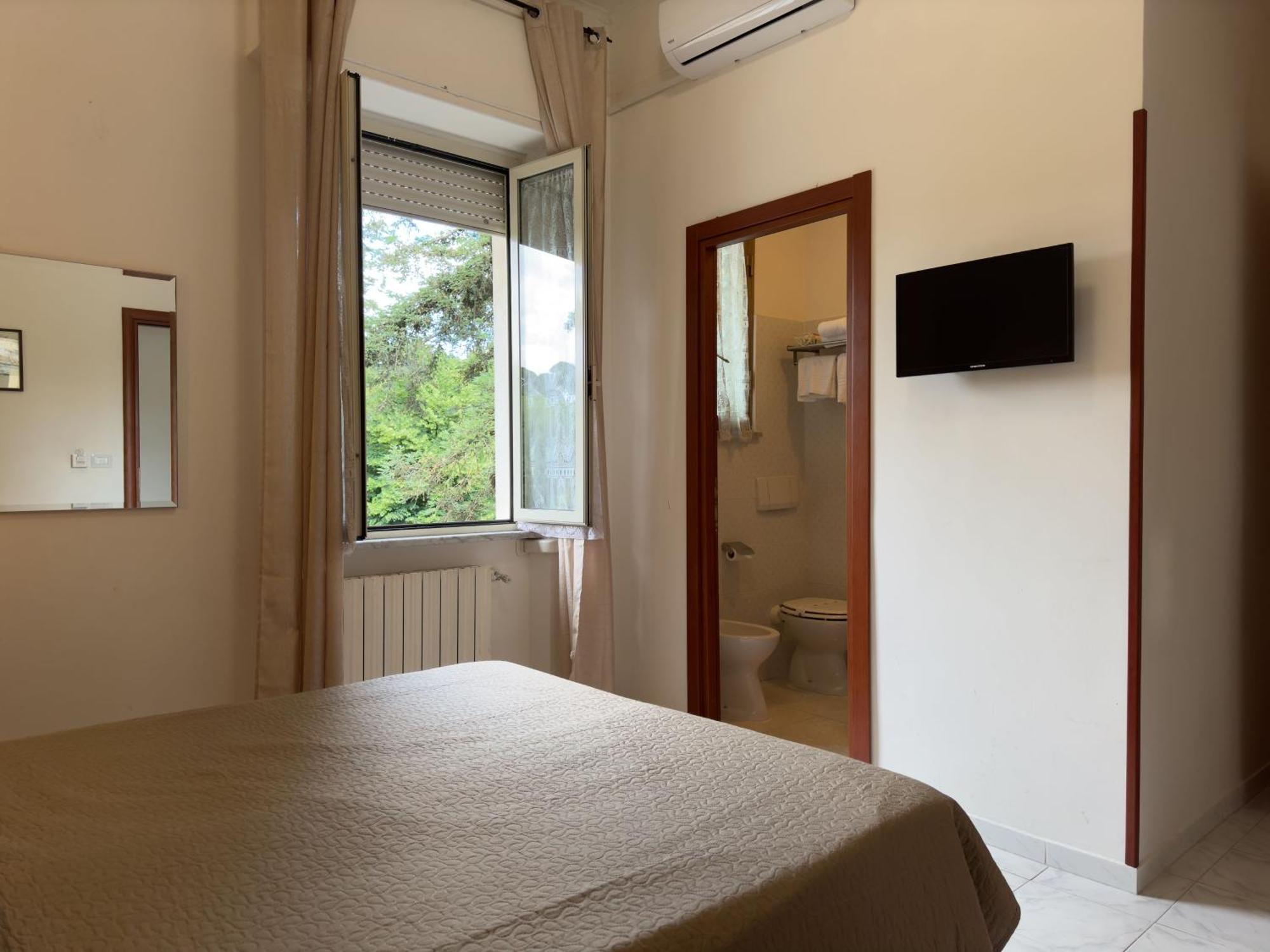 Hotel Villa Robinia Genzano di Roma Exteriér fotografie