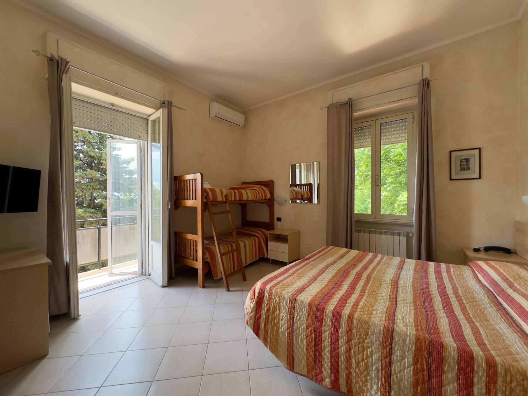 Hotel Villa Robinia Genzano di Roma Exteriér fotografie