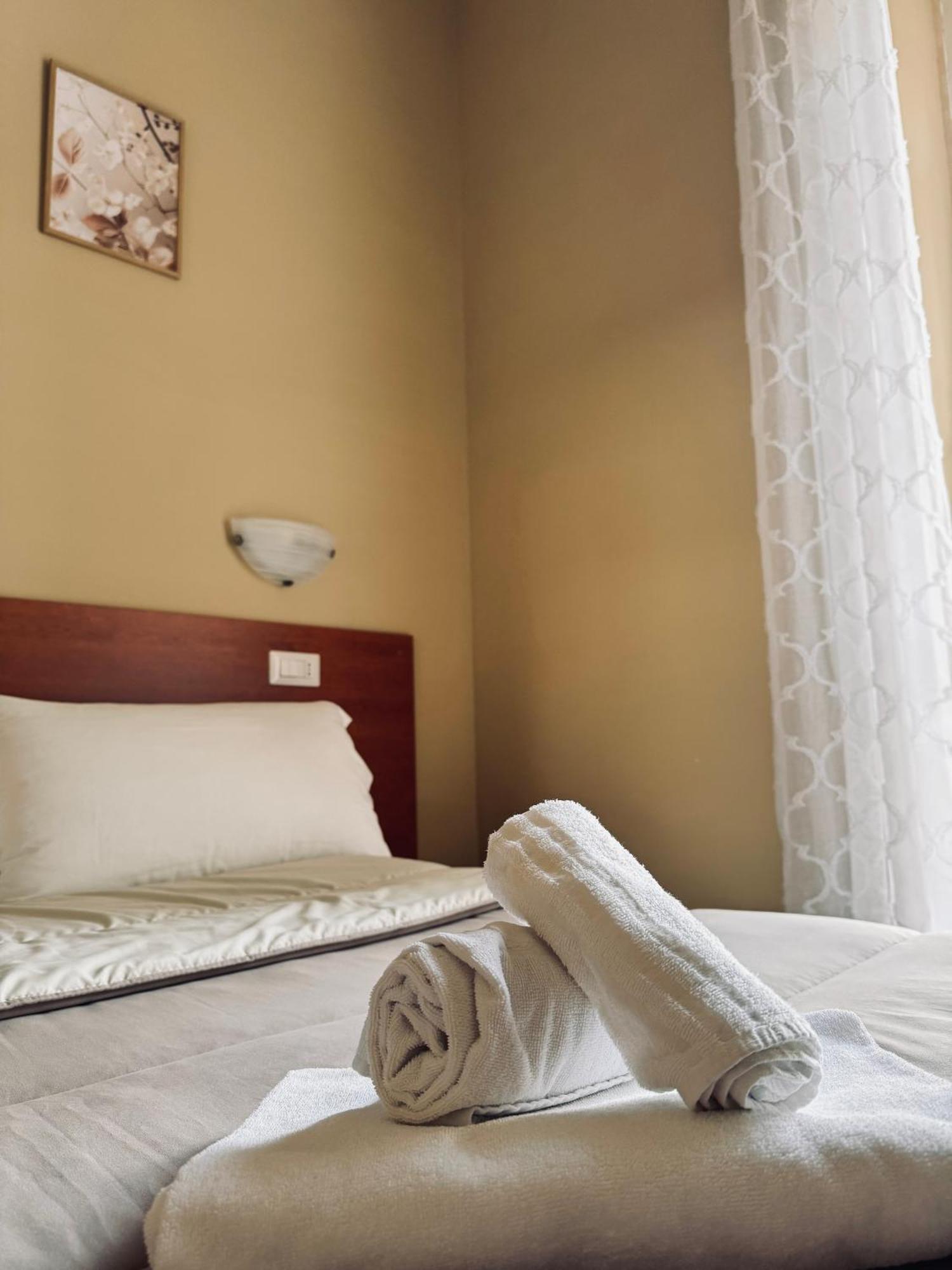 Hotel Villa Robinia Genzano di Roma Exteriér fotografie