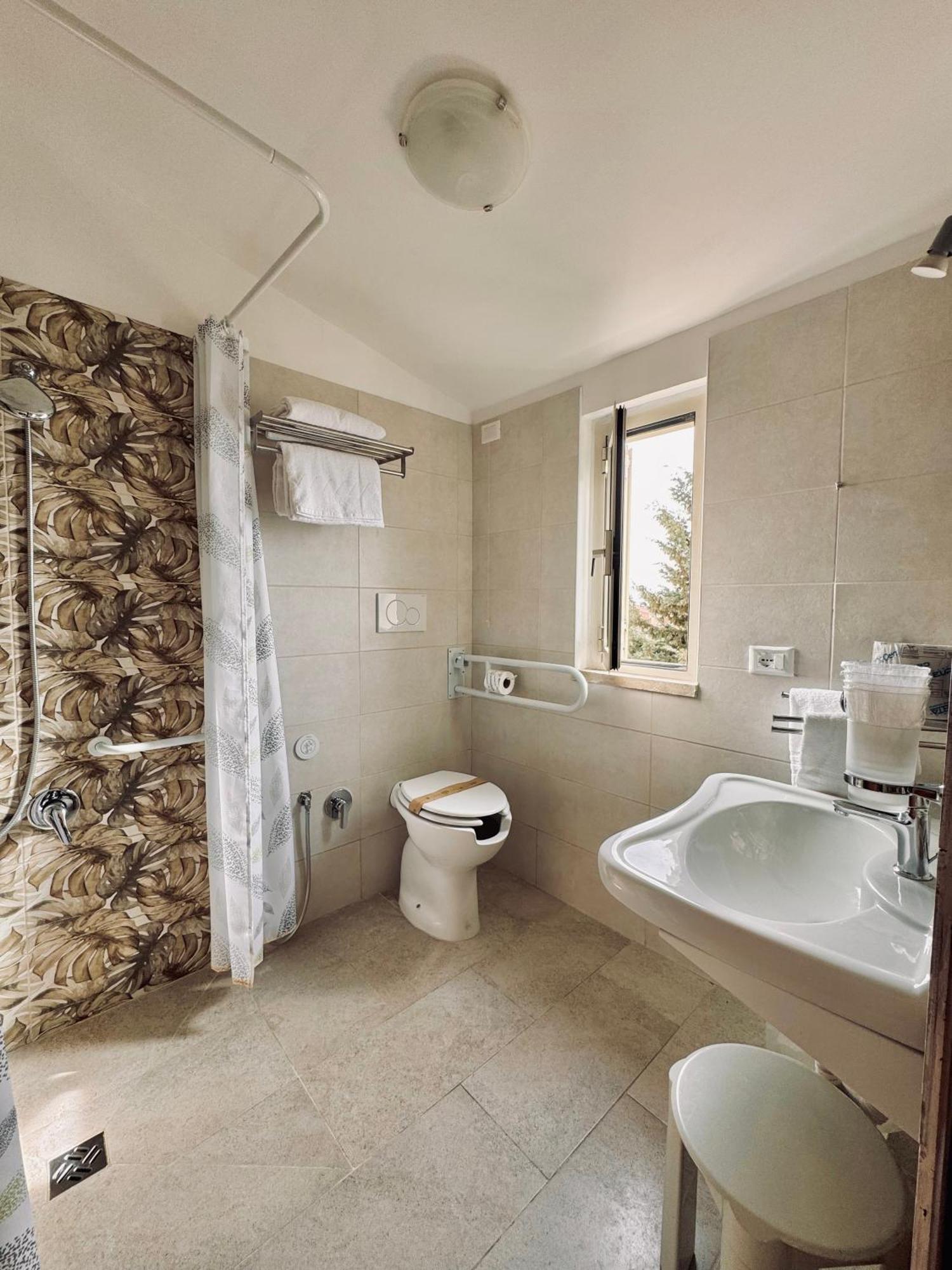 Hotel Villa Robinia Genzano di Roma Exteriér fotografie