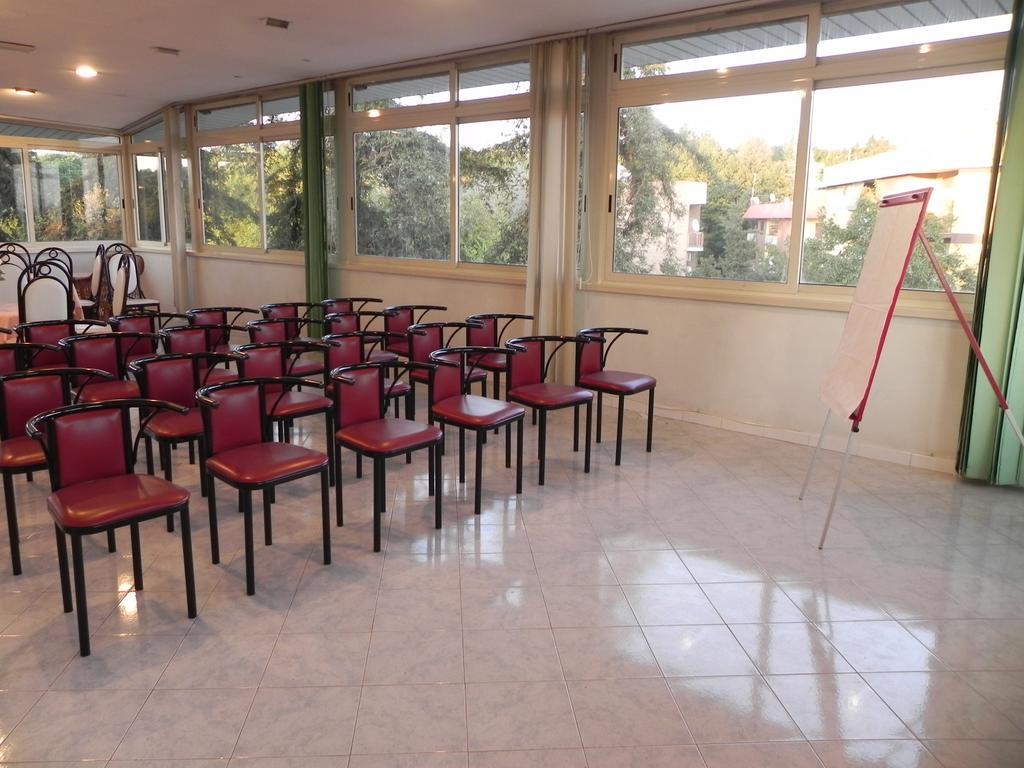 Hotel Villa Robinia Genzano di Roma Exteriér fotografie