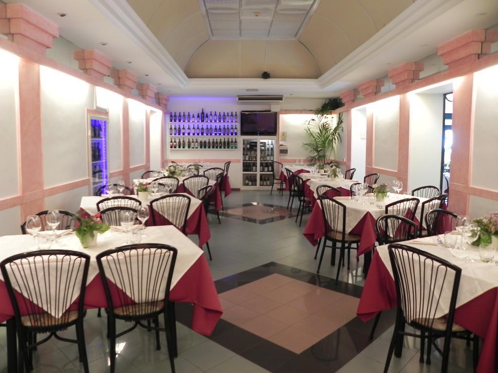Hotel Villa Robinia Genzano di Roma Exteriér fotografie