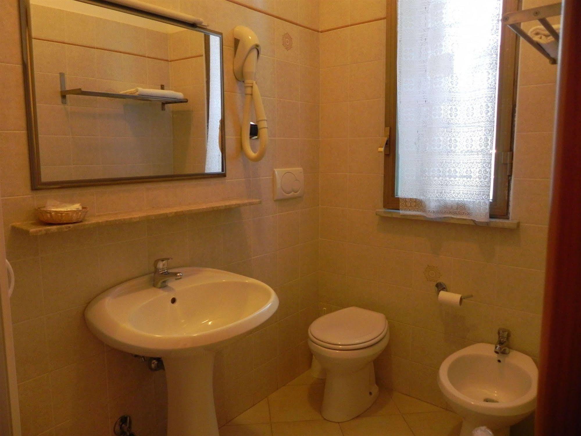 Hotel Villa Robinia Genzano di Roma Exteriér fotografie